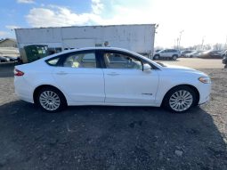 Used 2016 Ford Fusion Hybrid full