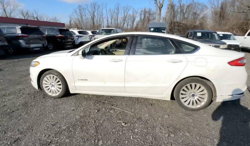 Used 2016 Ford Fusion Hybrid full