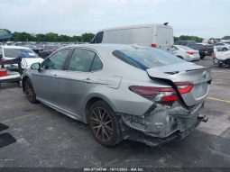Used 2021 Toyota Camry full