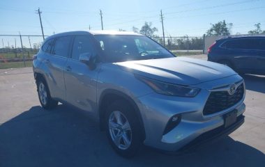 Used 2022 Toyota Highlander