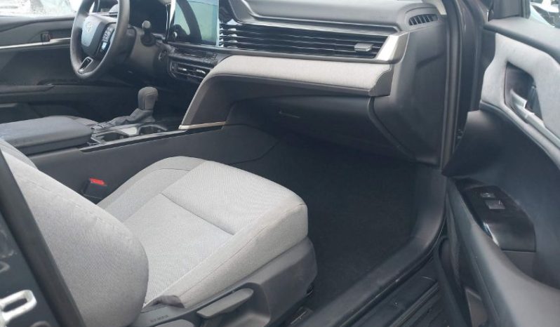 Used 2025 Toyota Camry full
