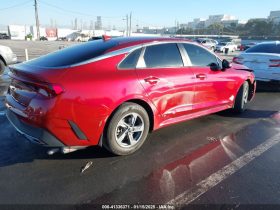 Used 2022 Kia Spork