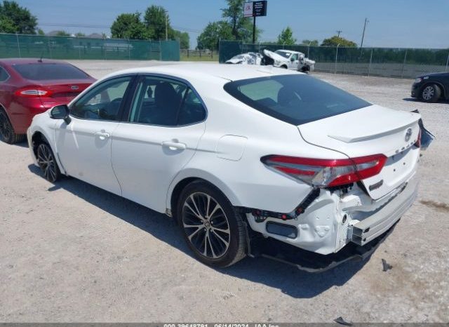 Used 2019 Toyota Camry full