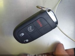 Used 2018 Jeep Compass full