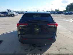 Used 2022 Toyota RAV4 full