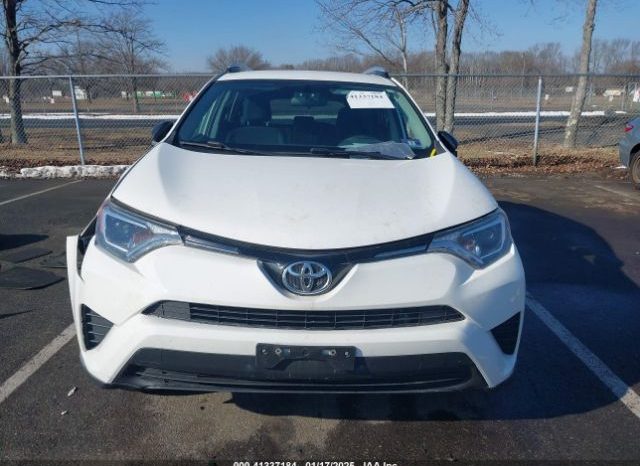 Used 2016 Toyota RAV4 full