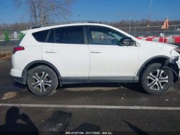 Used 2016 Toyota RAV4 full