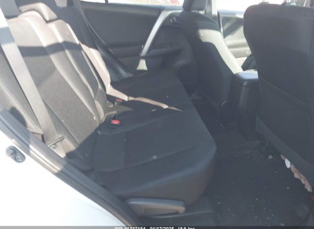 Used 2016 Toyota RAV4 full