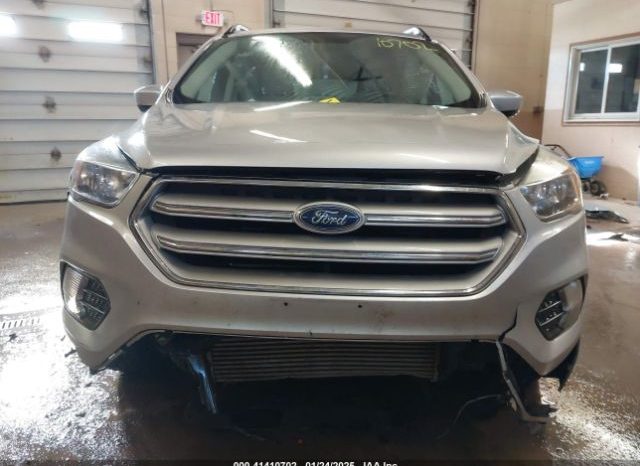 Used 2018 Ford Escape full