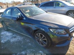 Used 2016 Mercedes C300 full