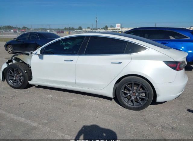 Used 2019 Tesla Model 3 full