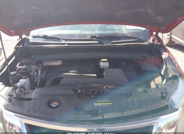 Used 2016 Nissan Pathfinder full