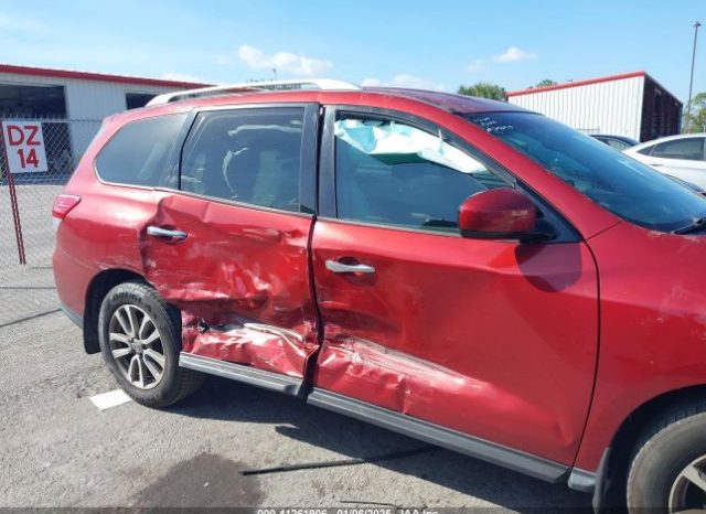 Used 2016 Nissan Pathfinder full