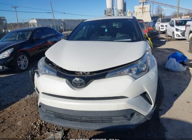 Used 2018 Toyota Corolla Hatchback full