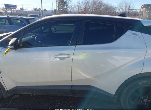 Used 2018 Toyota Corolla Hatchback full