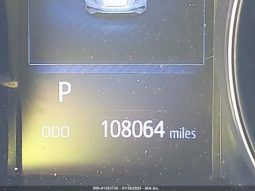 Used 2018 Toyota Corolla Hatchback full