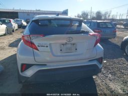 Used 2018 Toyota Corolla Hatchback full