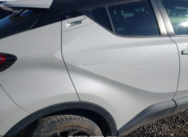 Used 2018 Toyota Corolla Hatchback full