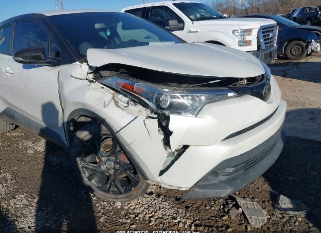 Used 2018 Toyota Corolla Hatchback full