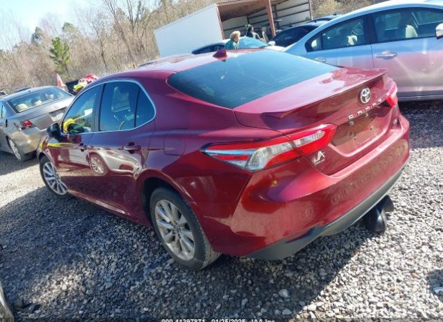 Used 2019 Toyota Camry full