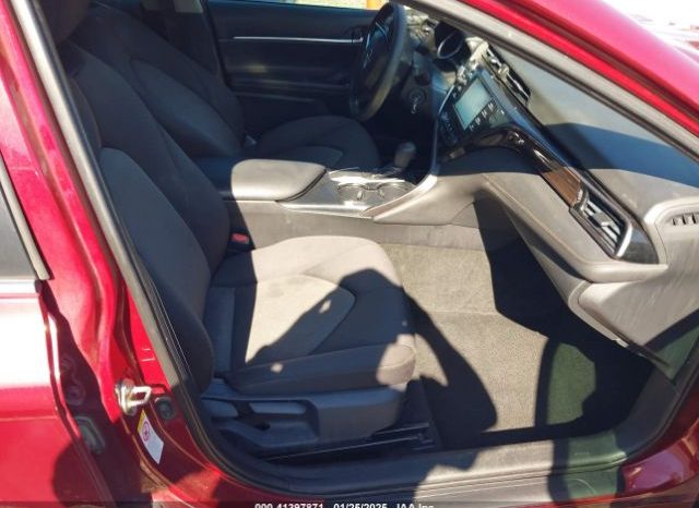 Used 2019 Toyota Camry full