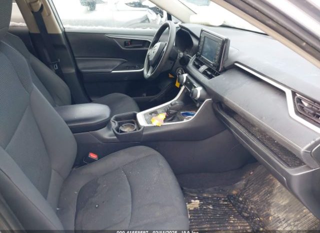Used 2021 Toyota RAV4 full