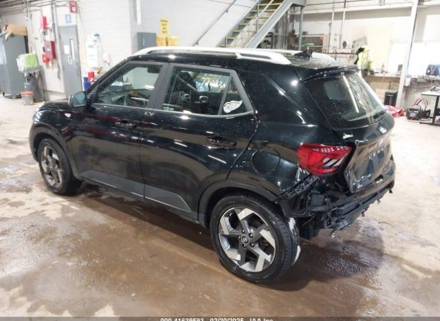Used 2021 Hyundai Veloster full