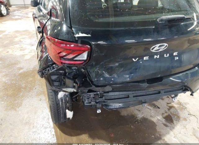 Used 2021 Hyundai Veloster full