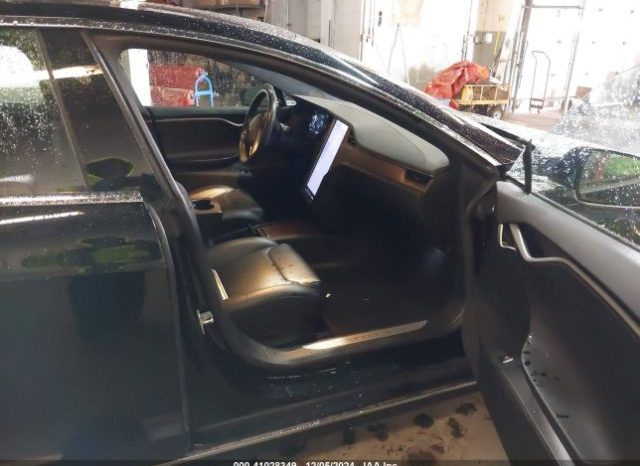 Used 2018 Tesla Model S full
