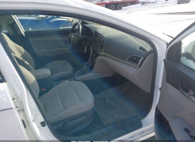 Used 2017 Hyundai Elantra full