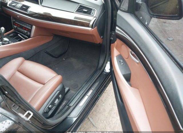 Used 2016 BMW 550 full