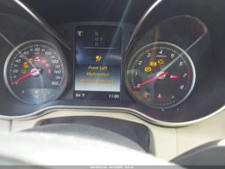 Used 2018 Mercedes C300 full