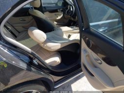 Used 2018 Mercedes C300 full