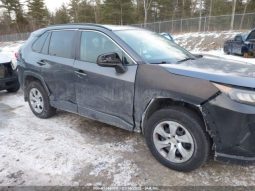 Used 2020 Toyota RAV4 full