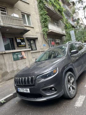 Used 2019 Jeep Cherokee