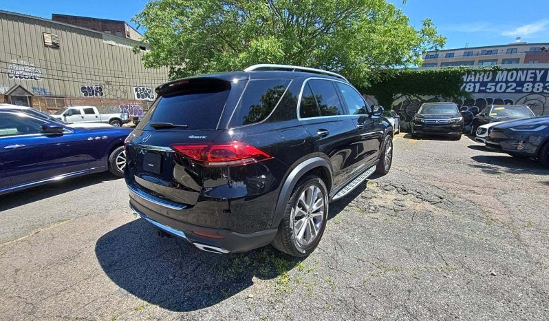 Certified Used 2022 Mercedes GLE full