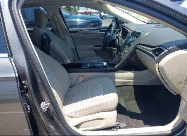 Used 2020 Ford Fusion Hybrid full