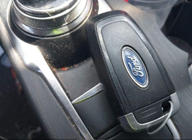 Used 2021 Ford Escape full