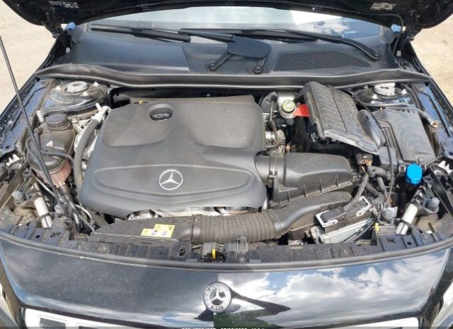 Used 2020 Mercedes GLA full