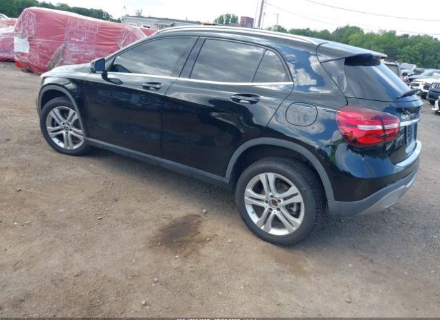 Used 2020 Mercedes GLA full