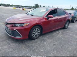 Used 2022 Toyota Camry Hybrid