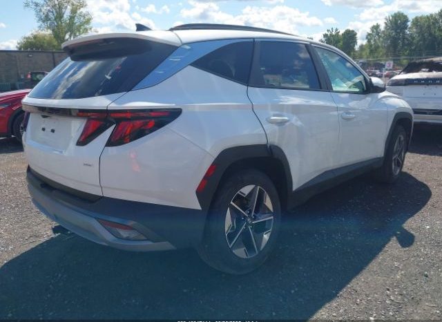 Used 2025 Hyundai Tucson full