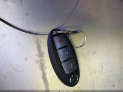 Used 2021 Nissan Truck full