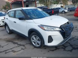 Used 2021 Nissan Truck