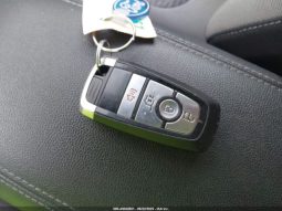 Used 2021 Ford Escape full