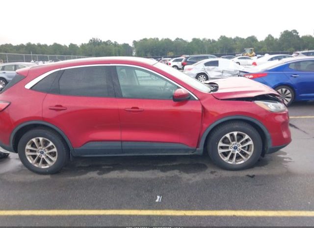 Used 2021 Ford Escape full