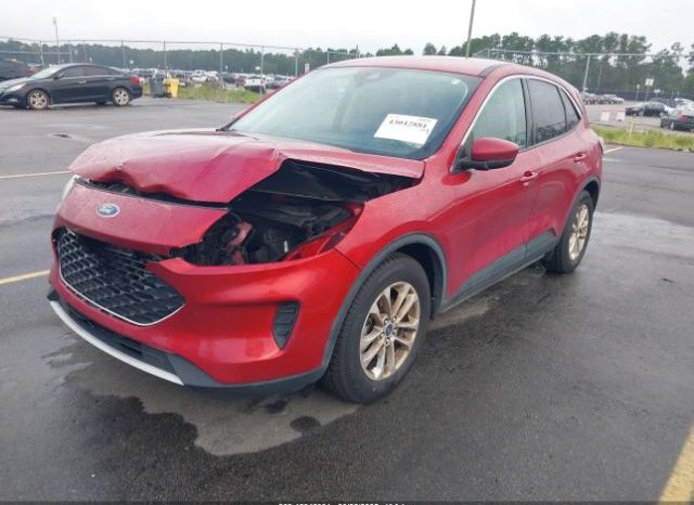 Used 2021 Ford Escape full