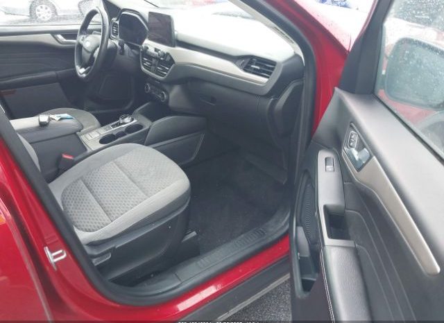 Used 2021 Ford Escape full