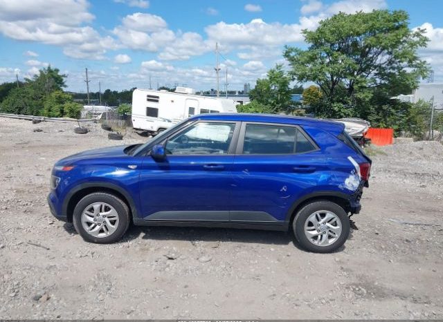 Used 2021 Hyundai Veloster full