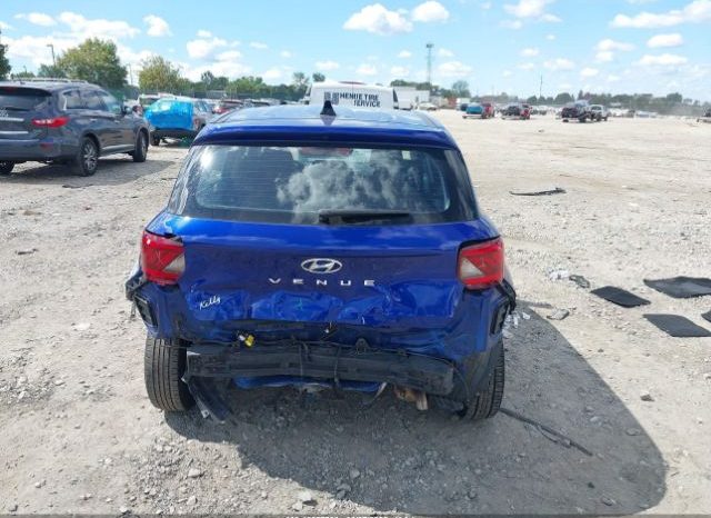 Used 2021 Hyundai Veloster full